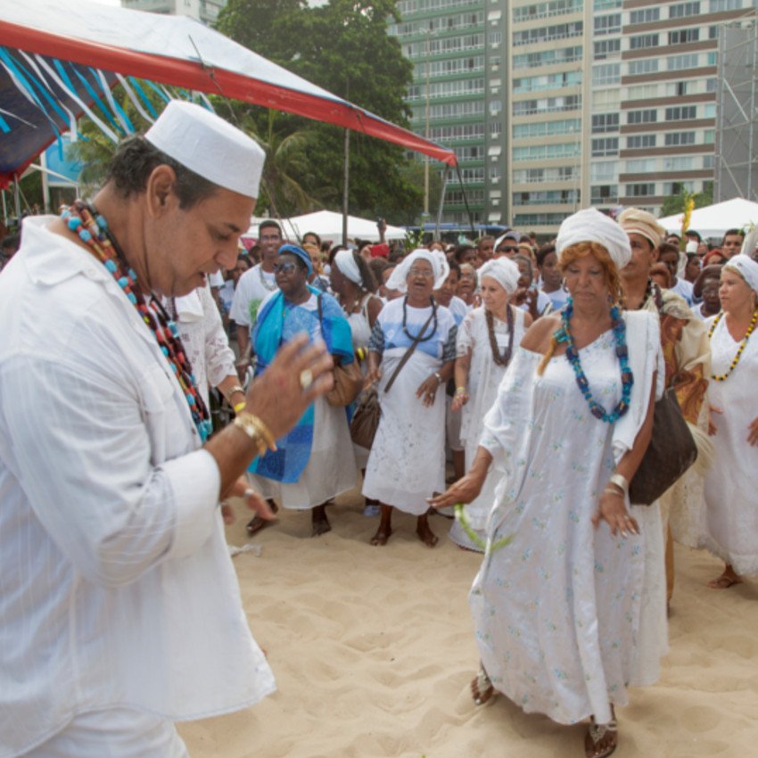 Candomblé E Umbanda Conheça As Diferenças Entre As Duas Religiões Wemystic Brasil 6342